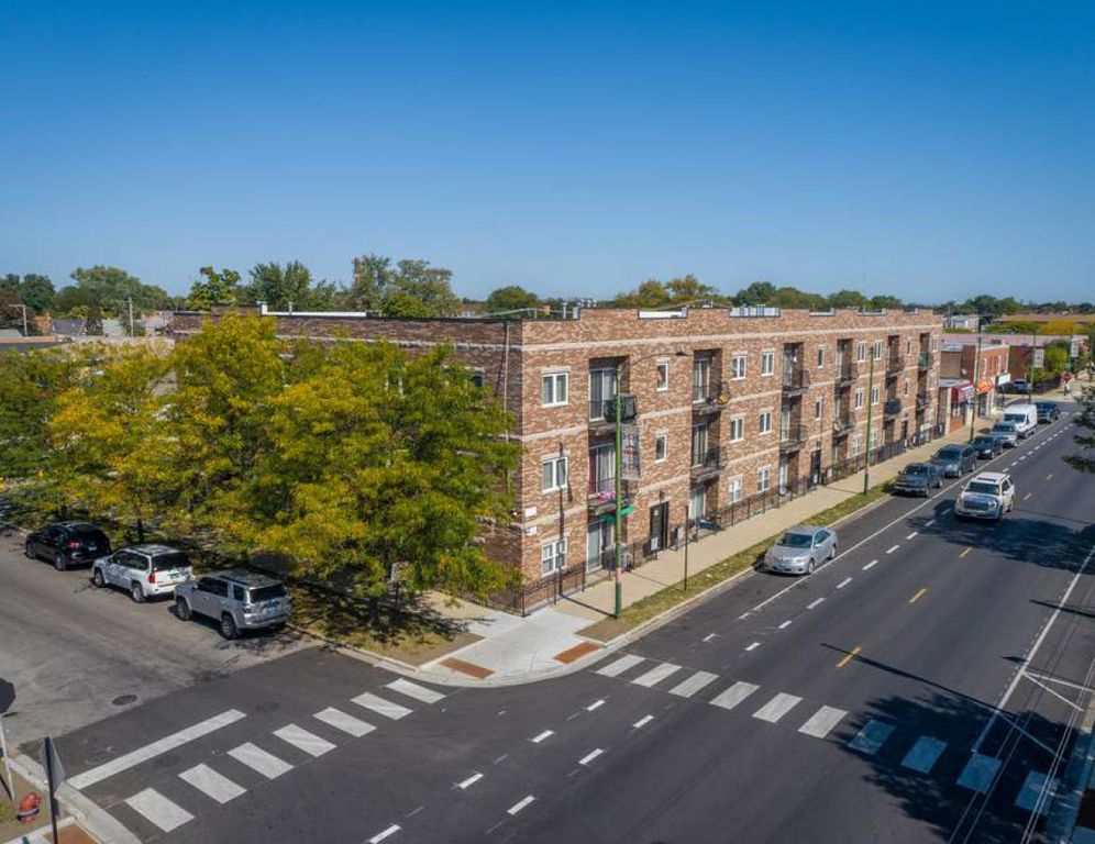 6112 W Diversey Avenue F2, Chicago, IL 60639