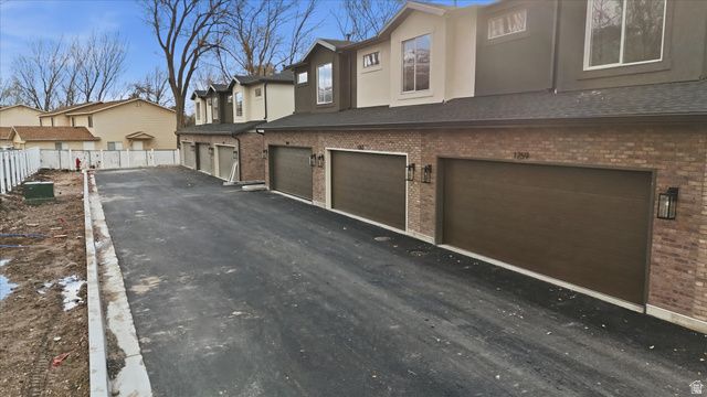 1255 S 985 E, Ogden, UT 84404