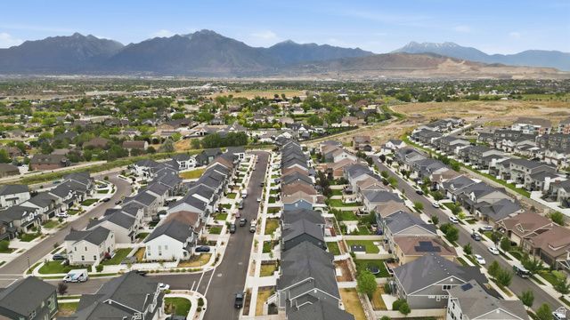 4191 W GATE KEEPER DR, Herriman, UT 84096