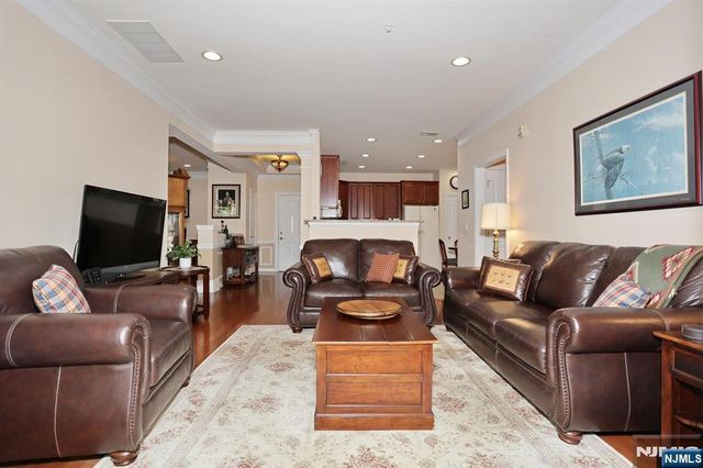 5111 Warrens Way, Wanaque, NJ 07465
