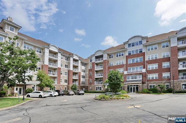 5111 Warrens Way, Wanaque, NJ 07465