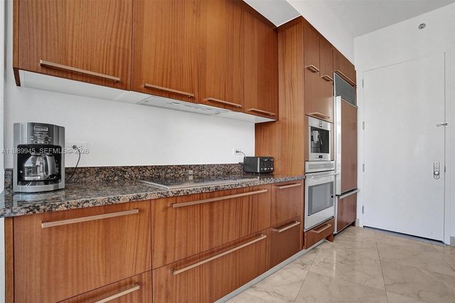 16001 Collins Avenue 805, Sunny Isles Beach, FL 33160