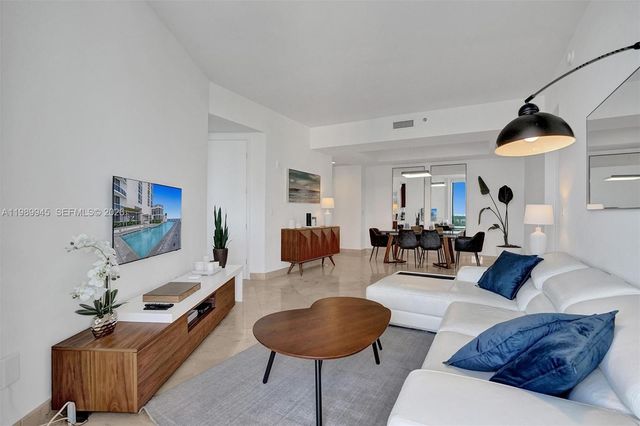 16001 Collins Avenue 805, Sunny Isles Beach, FL 33160