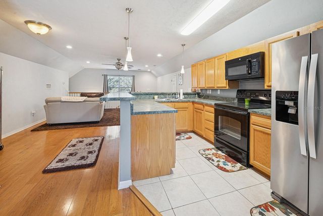 6719 SE 82ND AVENUE, Newberry, FL 32669