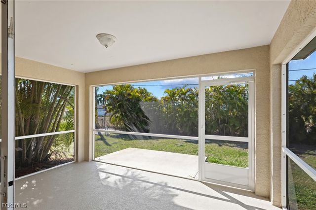 2706 SW 9th AVE, Cape Coral, FL 33914