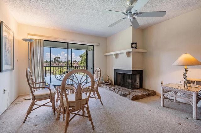 112 LAKEVIEW PLACE 12, Oldsmar, FL 34677