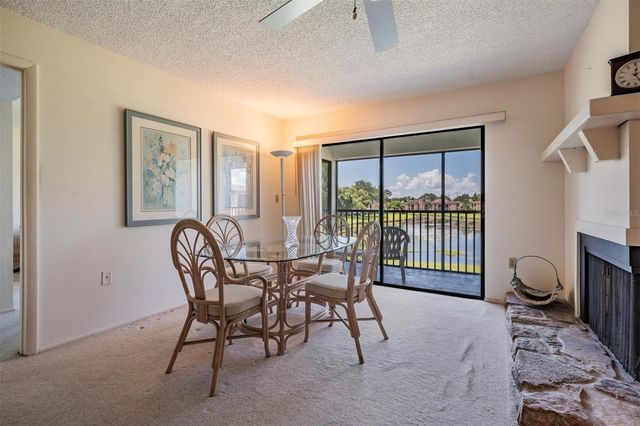 112 LAKEVIEW PLACE 12, Oldsmar, FL 34677