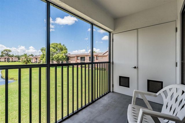 112 LAKEVIEW PLACE 12, Oldsmar, FL 34677