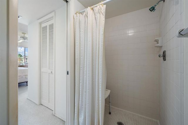 112 LAKEVIEW PLACE 12, Oldsmar, FL 34677