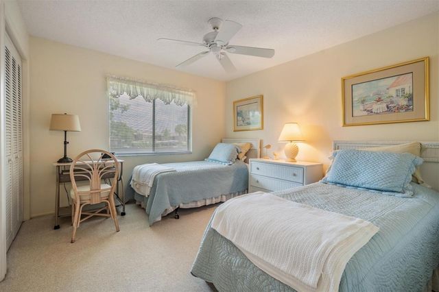 112 LAKEVIEW PLACE 12, Oldsmar, FL 34677