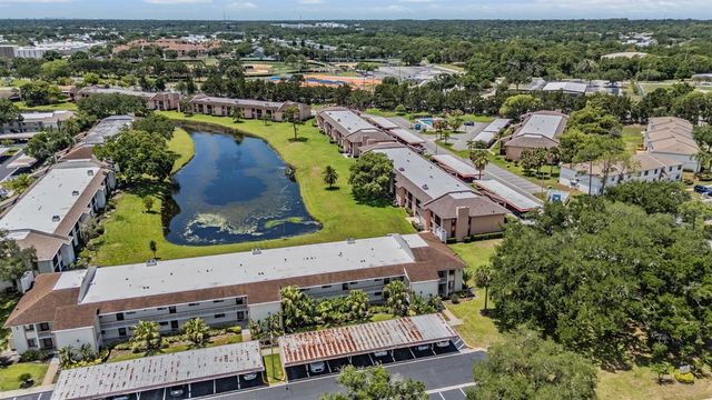112 LAKEVIEW PLACE 12, Oldsmar, FL 34677