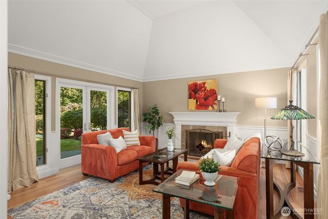 14350 172nd Avenue NE, Redmond, WA 98052