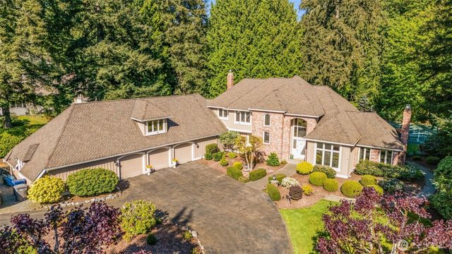 14350 172nd Avenue NE, Redmond, WA 98052