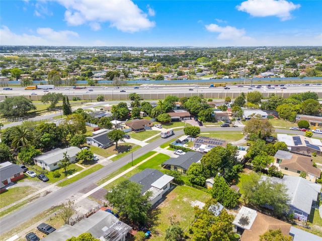 741 NW 175th Dr, Miami Gardens, FL 33169