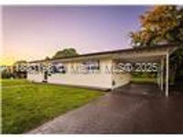 741 NW 175th Dr, Miami Gardens, FL 33169