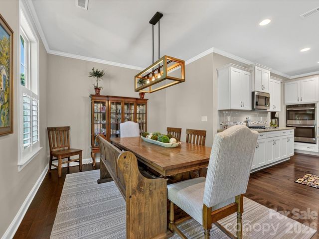 804 Sardis Lane, Charlotte, NC 28270