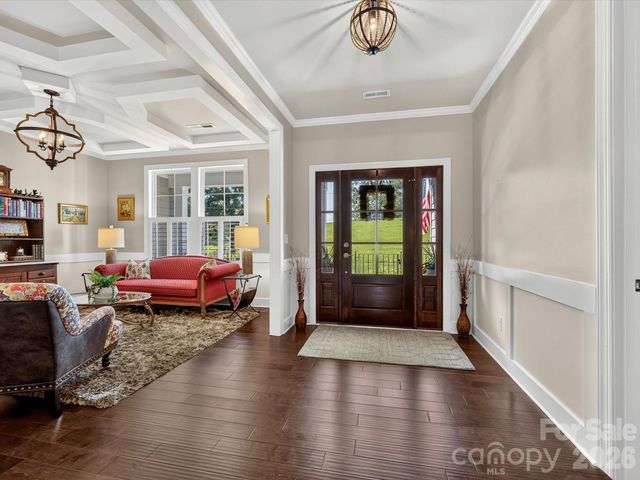 804 Sardis Lane, Charlotte, NC 28270