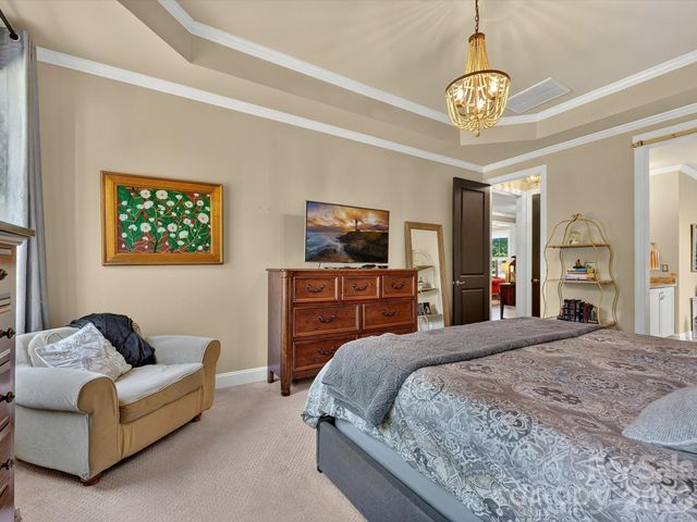 804 Sardis Lane, Charlotte, NC 28270