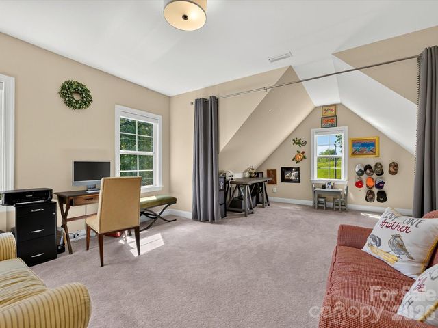 804 Sardis Lane, Charlotte, NC 28270