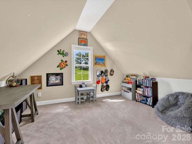 804 Sardis Lane, Charlotte, NC 28270