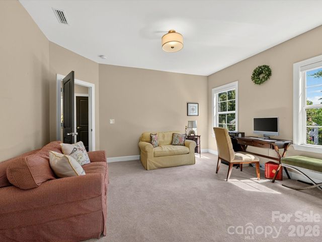 804 Sardis Lane, Charlotte, NC 28270