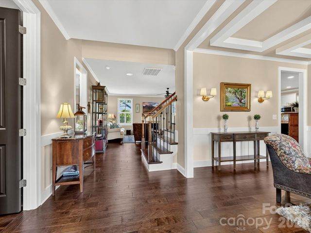 804 Sardis Lane, Charlotte, NC 28270