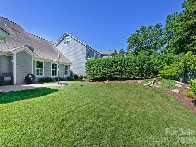 804 Sardis Lane, Charlotte, NC 28270