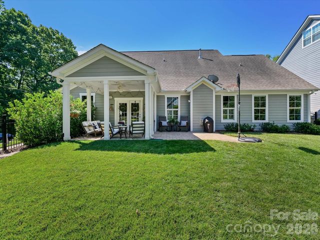 804 Sardis Lane, Charlotte, NC 28270