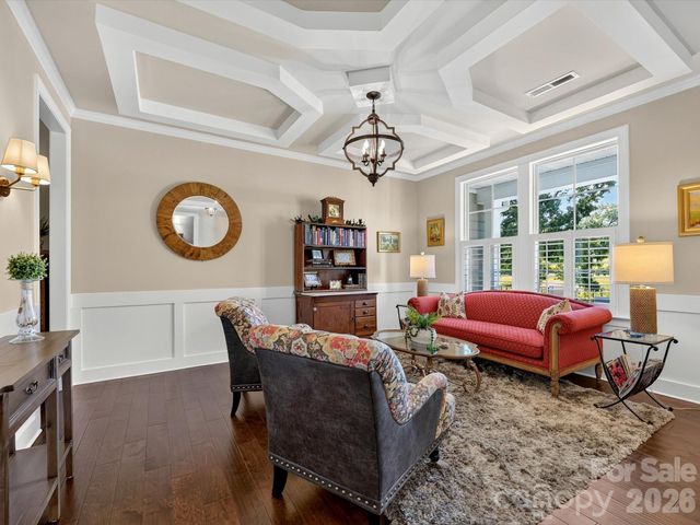804 Sardis Lane, Charlotte, NC 28270