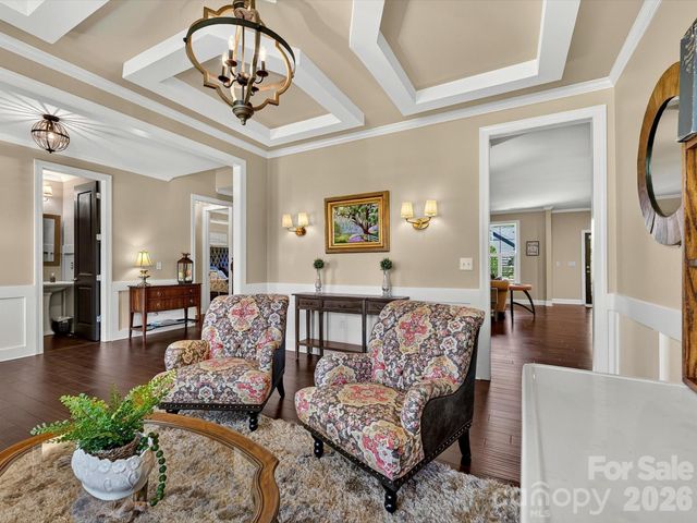 804 Sardis Lane, Charlotte, NC 28270