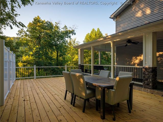 20 Michelle Lane, South Charleston, WV 25309