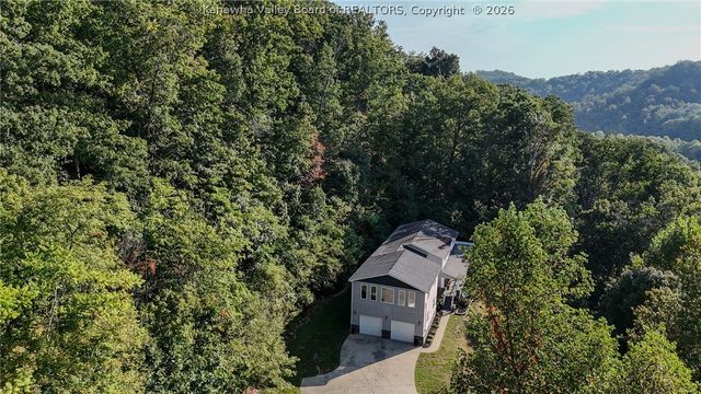 20 Michelle Lane, South Charleston, WV 25309