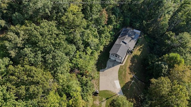 20 Michelle Lane, South Charleston, WV 25309