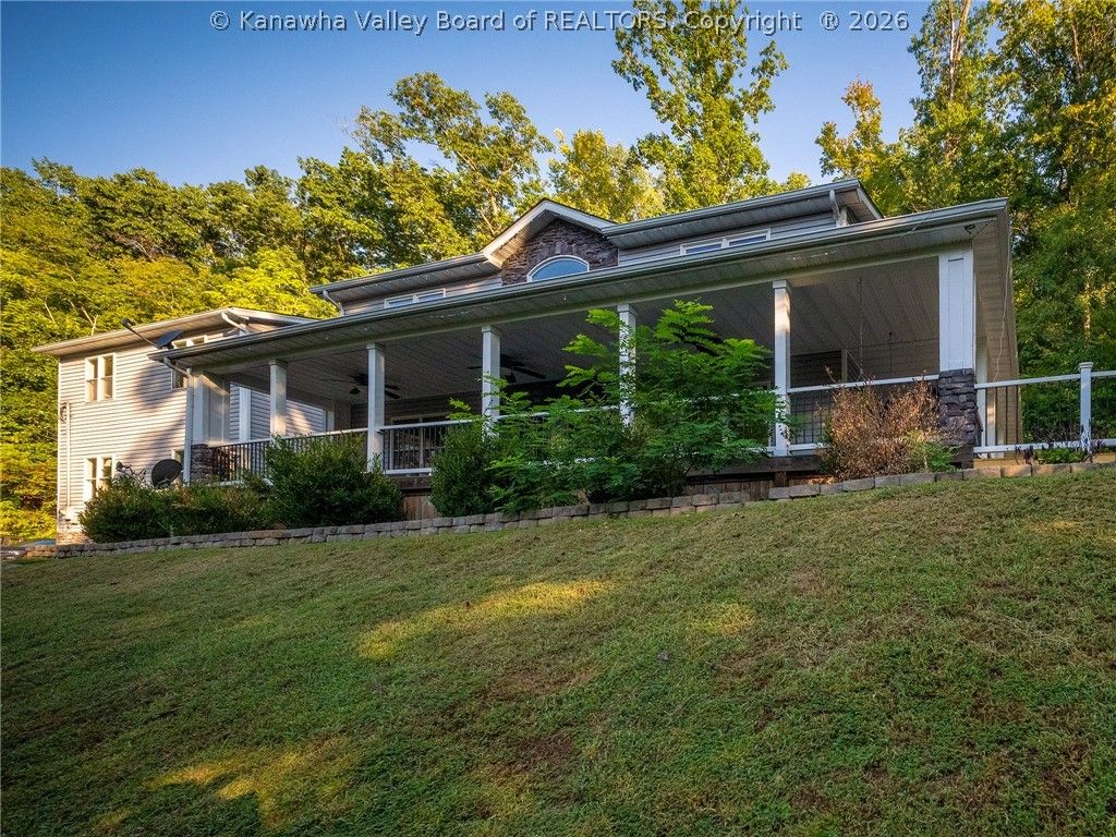 20 Michelle Lane, South Charleston, WV 25309