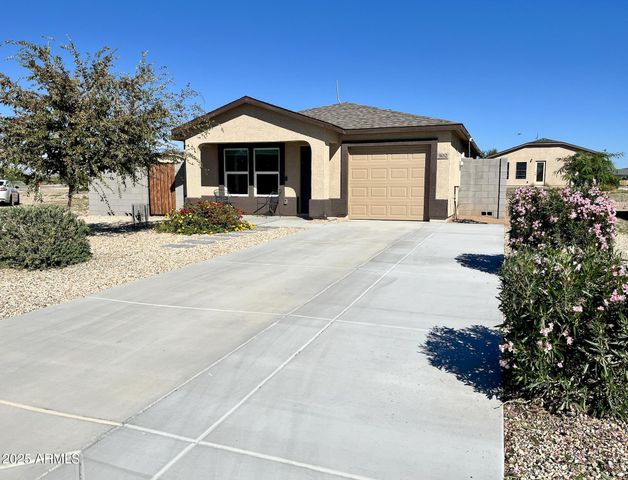 502 BRANDEIS Drive, Morristown, AZ 85342
