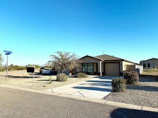 502 BRANDEIS Drive, Morristown, AZ 85342