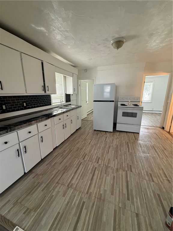 98 Northrup Avenue, Providence, RI 02904