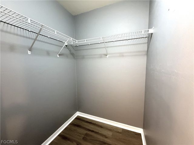 1127 Diplomat PKWY E, Cape Coral, FL 33909