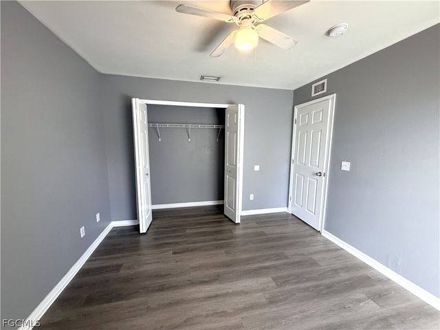 1127 Diplomat PKWY E, Cape Coral, FL 33909