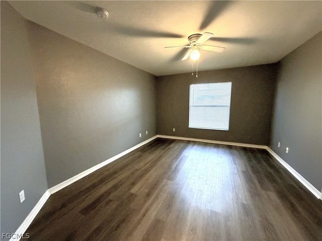 1127 Diplomat PKWY E, Cape Coral, FL 33909