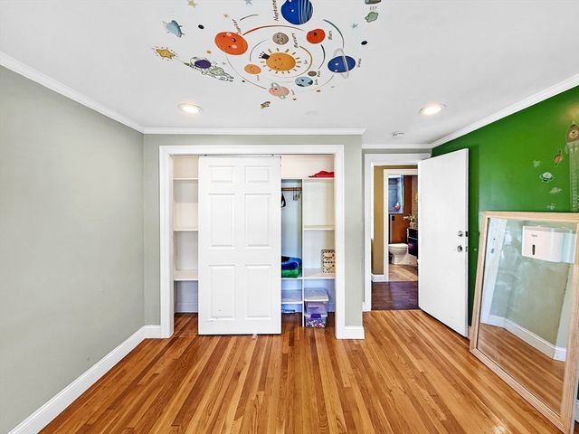 32 Fenley St, Revere, MA 02151