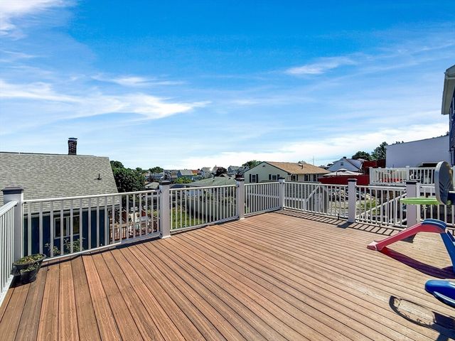 32 Fenley St, Revere, MA 02151
