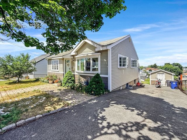 32 Fenley St, Revere, MA 02151