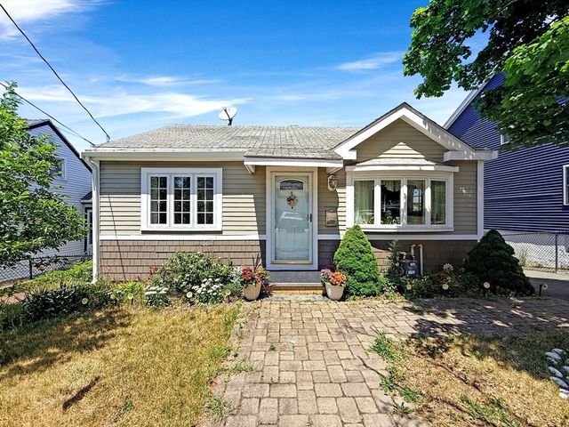 32 Fenley St, Revere, MA 02151