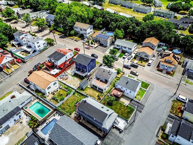 32 Fenley St, Revere, MA 02151
