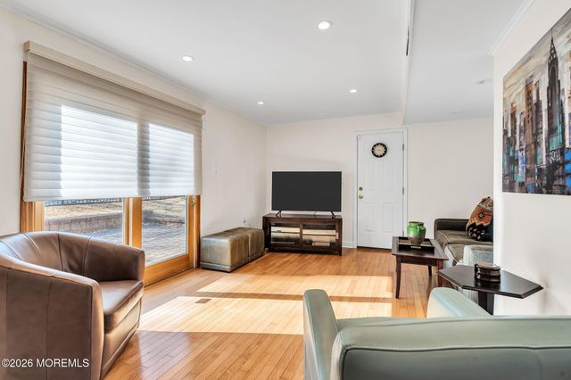 159 Priscilla Drive, Lincroft, NJ 07738