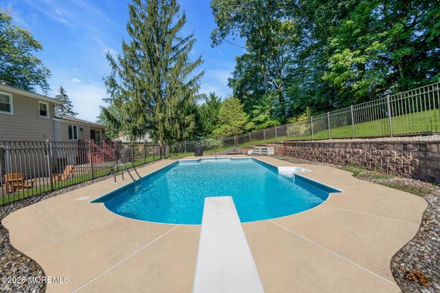 159 Priscilla Drive, Lincroft, NJ 07738