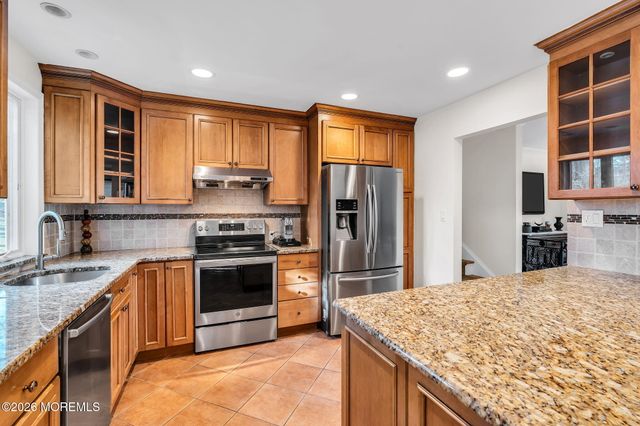 159 Priscilla Drive, Lincroft, NJ 07738