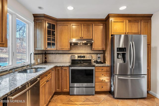 159 Priscilla Drive, Lincroft, NJ 07738