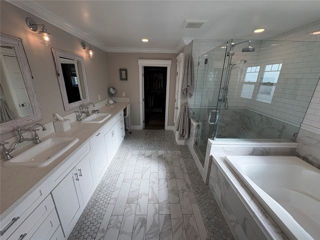 15471 Victoria, Huntington Beach, CA 92647